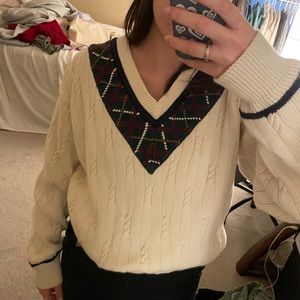 Knitted V-Neck Sweater Size M